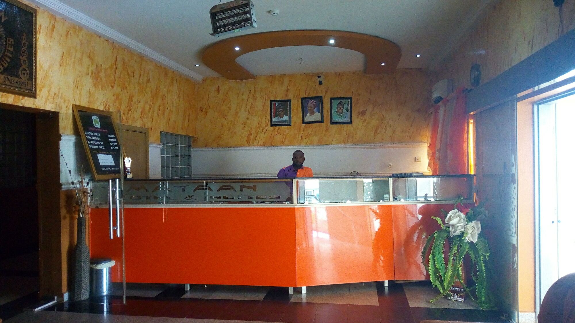 Mataan Hotel And Suites Ibadan Exterior foto